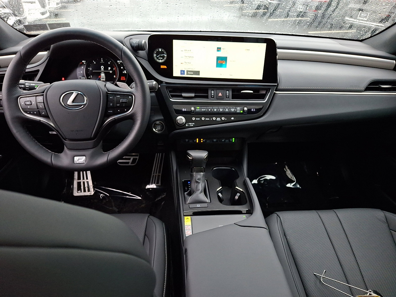 Used 2025 Lexus ES 350 F Sport w/ Accessory Package (Z1) image 15