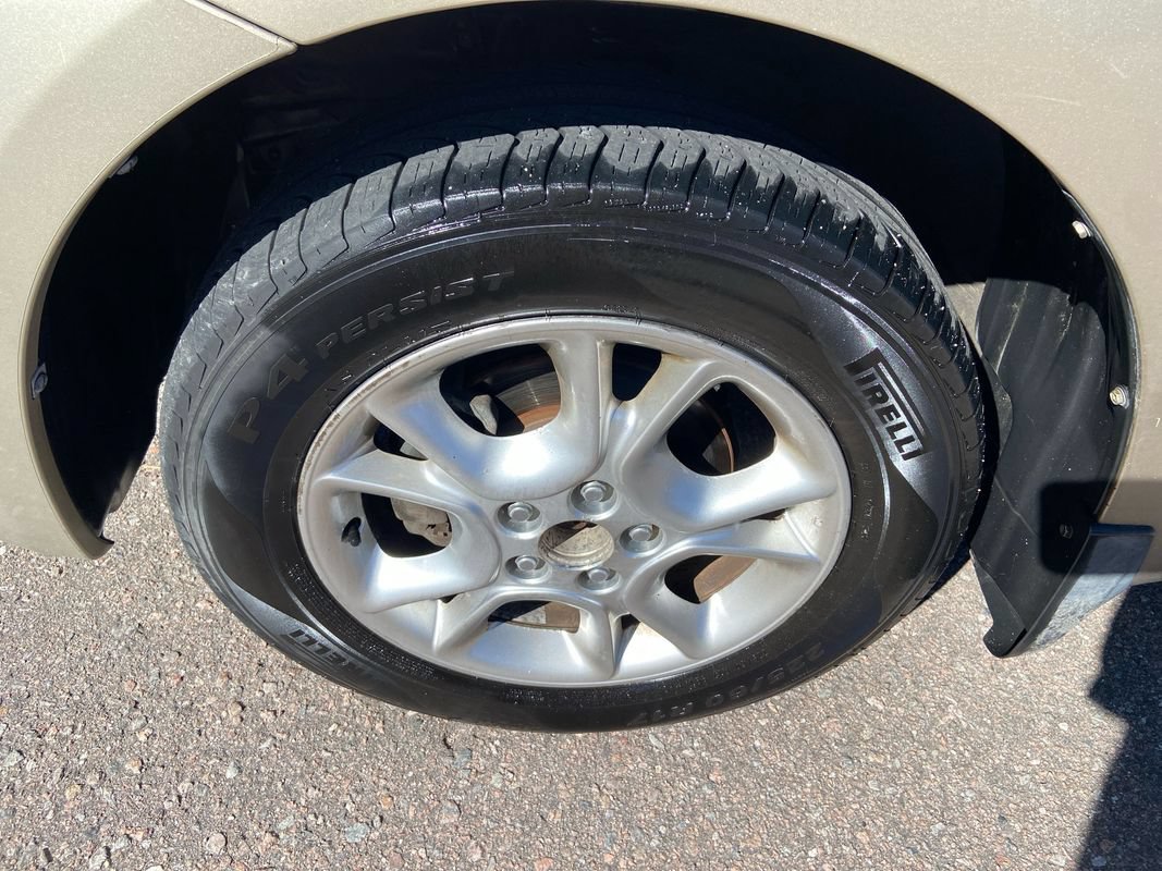 Used 2004 Toyota Sienna LE w/ LE Pkg 12 AWD/4WD image 9