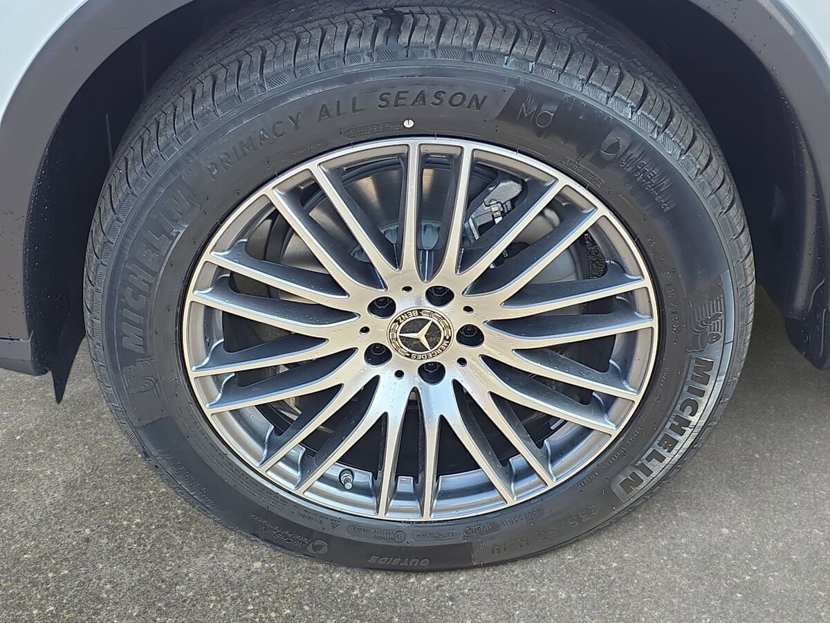 New 2026 Mercedes-Benz GLC 300 4MATIC image 31