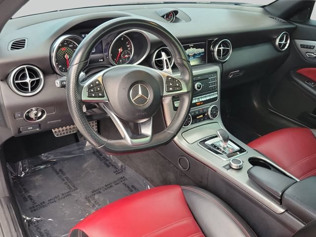 Used 2019 Mercedes-Benz SLC 300 image 10