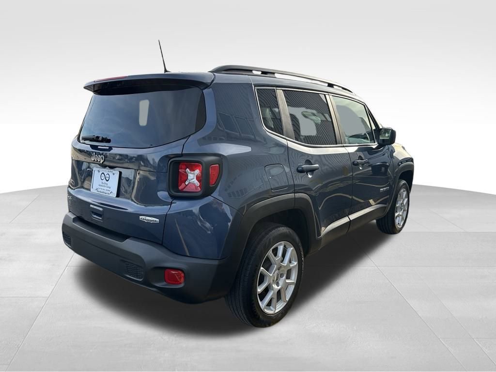 Used 2022 Jeep Renegade Latitude image 7