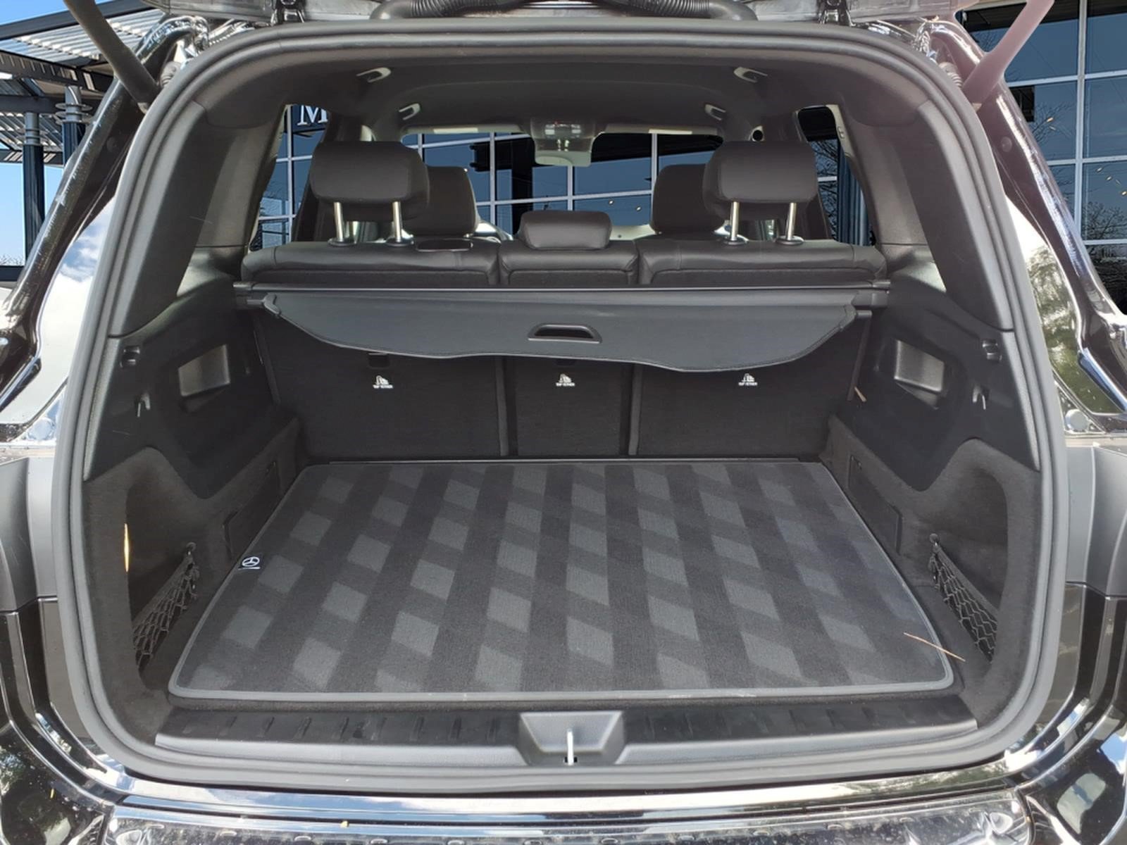 Certified 2025 Mercedes-Benz GLB 250 4MATIC image 25