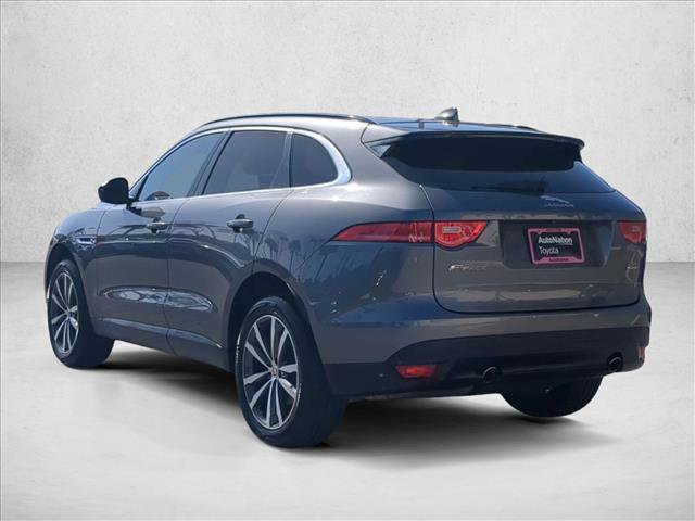 Used 2019 Jaguar F-PACE Prestige image 8