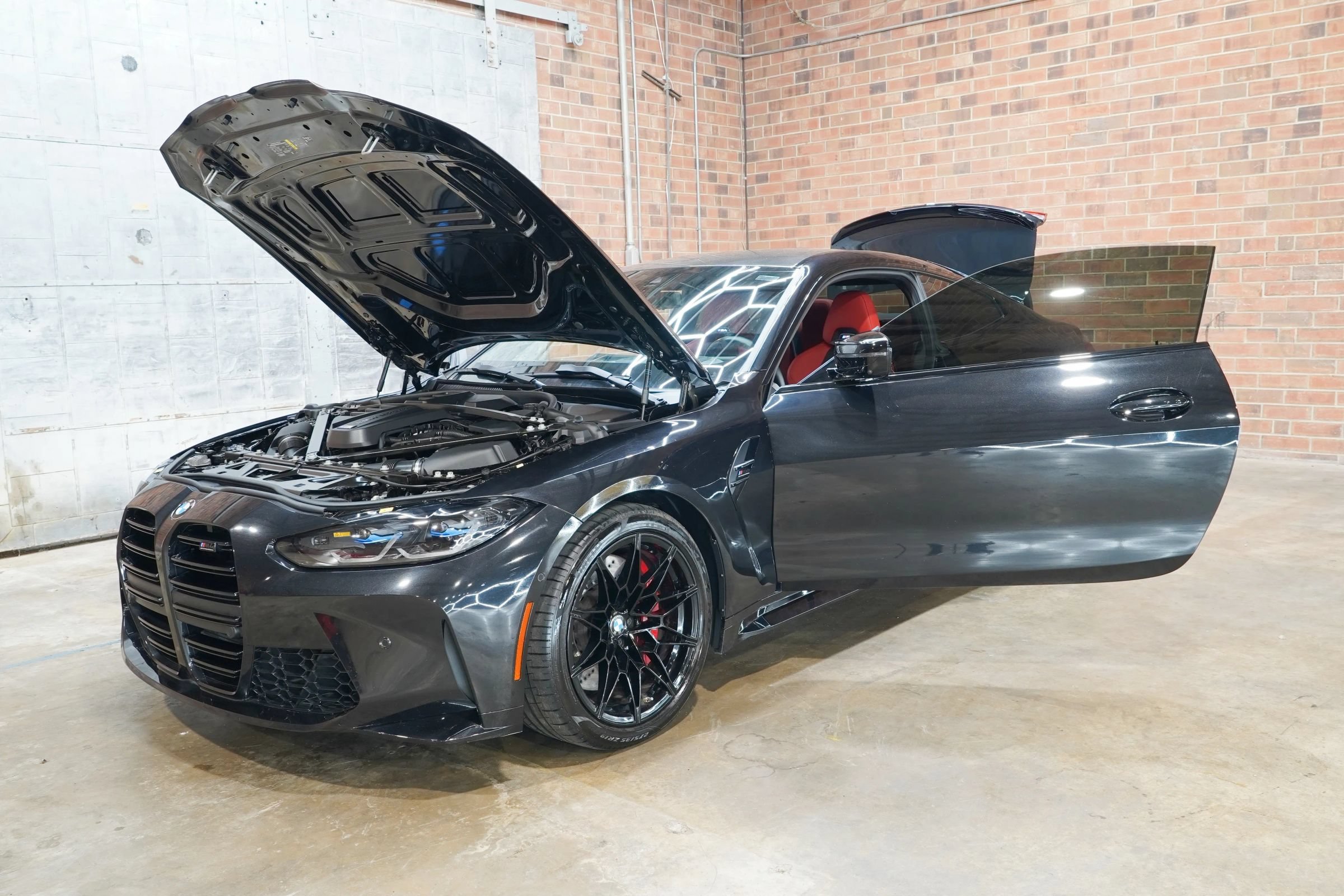 Used 2024 BMW M4 xDrive Competition w/ Executive Package AWD/4WD image 28