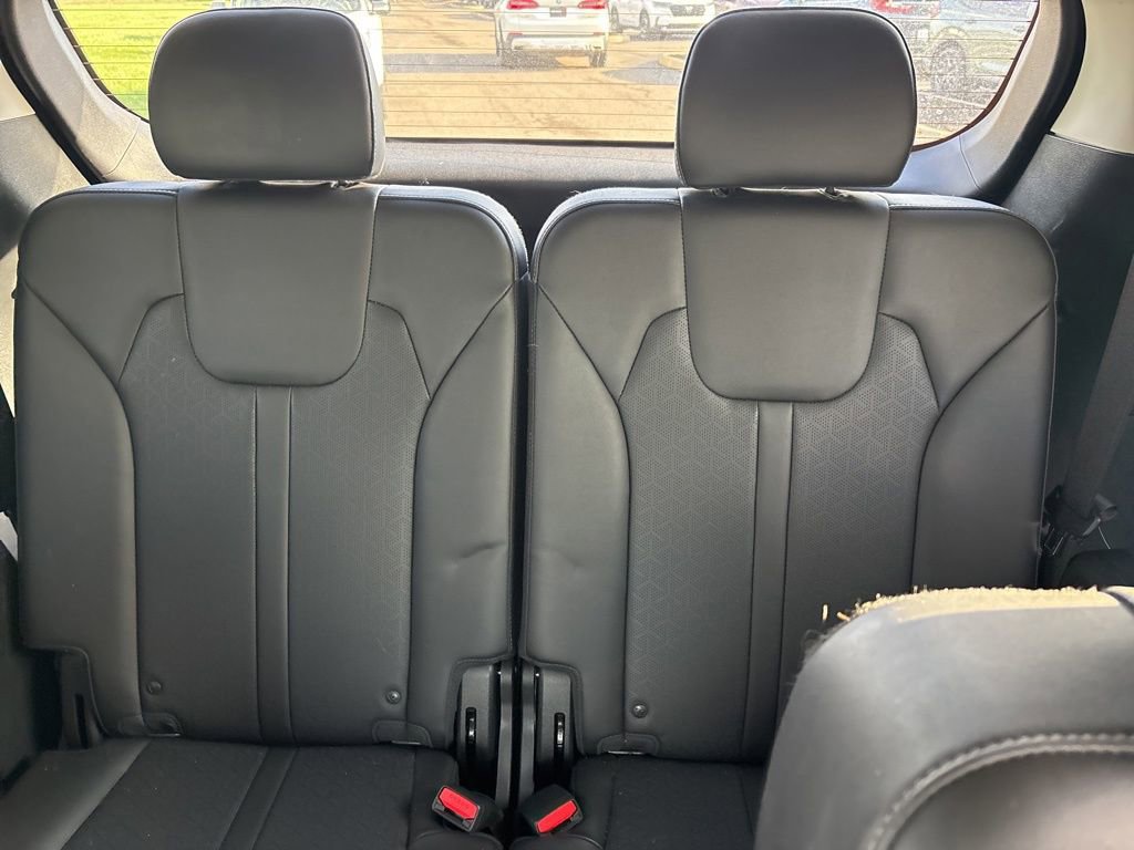 Used 2022 Kia Sorento EX w/ Panoramic Sunroof Package image 15