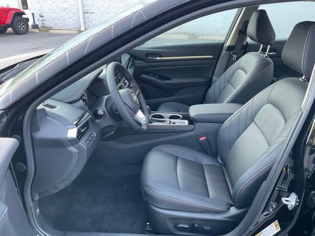 New 2025 Nissan Altima 2.5 SR w/ SR Premium Package image 11