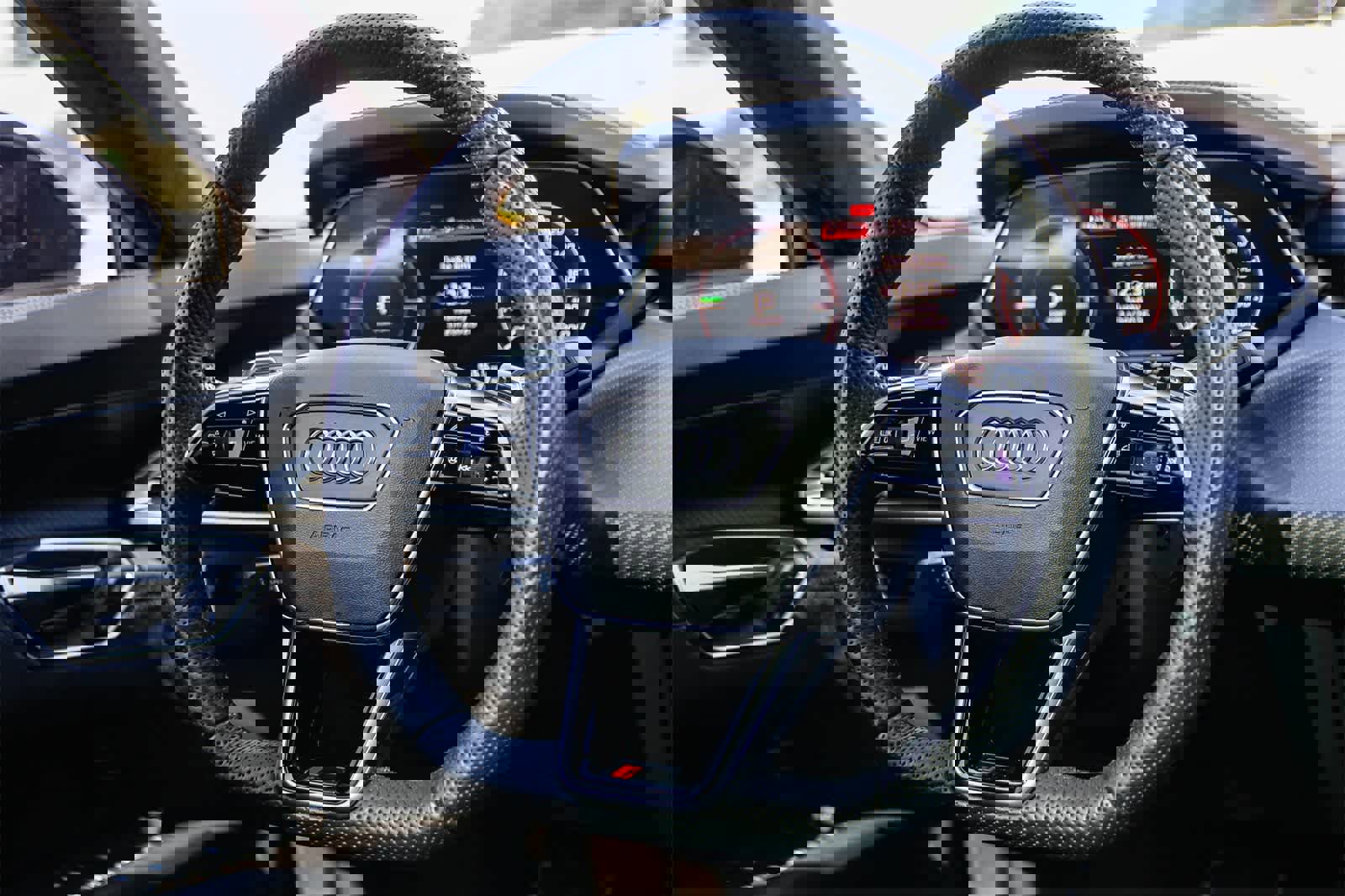 Used 2024 Audi RS e-tron GT w/ Carbon Performance Package image 13