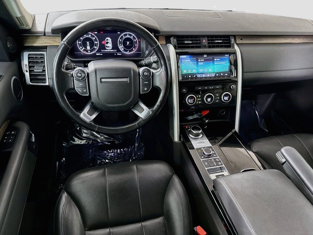 Used 2018 Land Rover Discovery HSE AWD/4WD image 16
