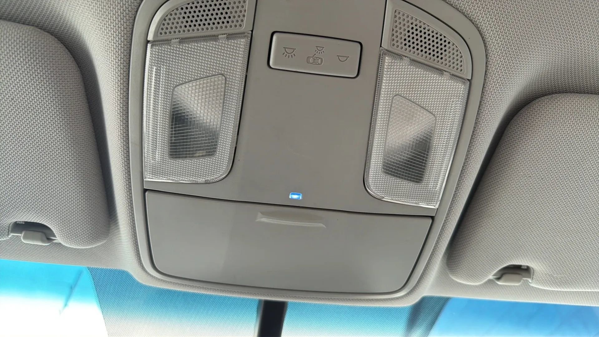 Used 2017 Hyundai Sonata SE w/ Cargo Package image 20