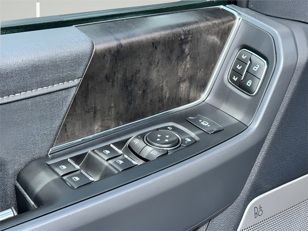 Used 2023 Ford F250 Lariat image 30