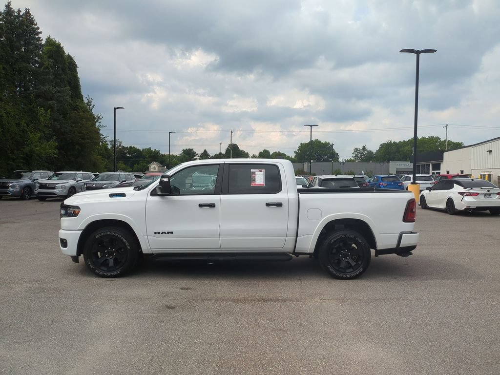 Used 2025 RAM 1500 Big Horn AWD/4WD image 8