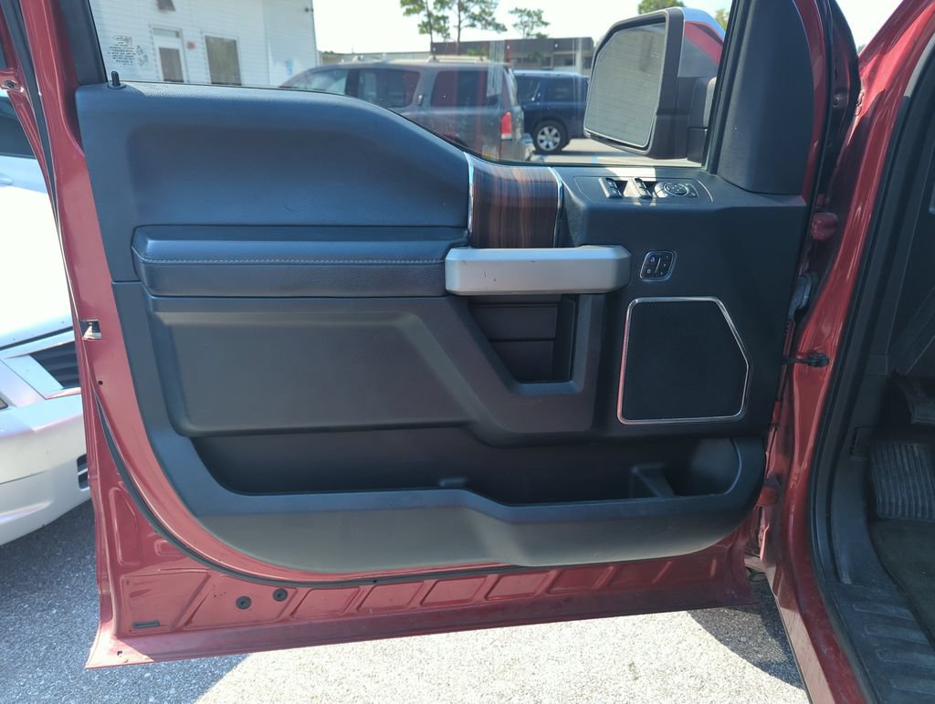 Used 2016 Ford F150 Lariat w/ Equipment Group 502A Luxury RWD image 17