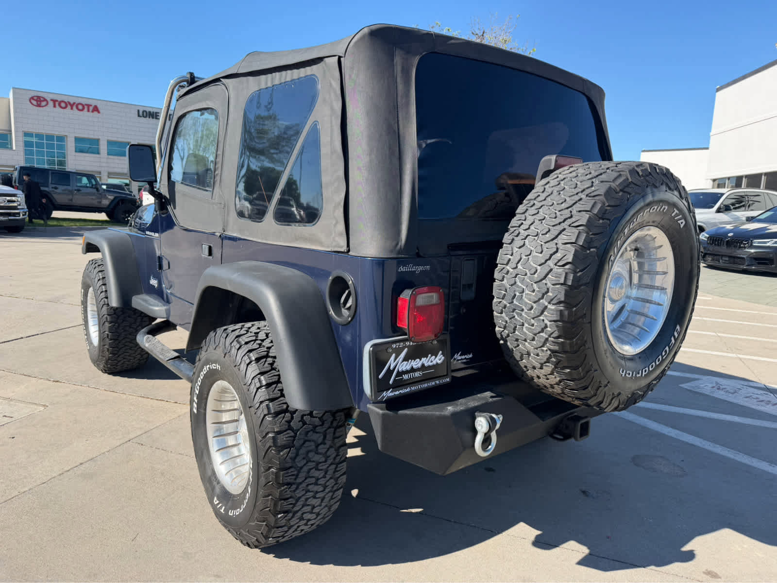 Used 2000 Jeep Wrangler SE image 2