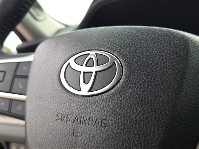 Used 2025 Toyota Grand Highlander AWD image 24