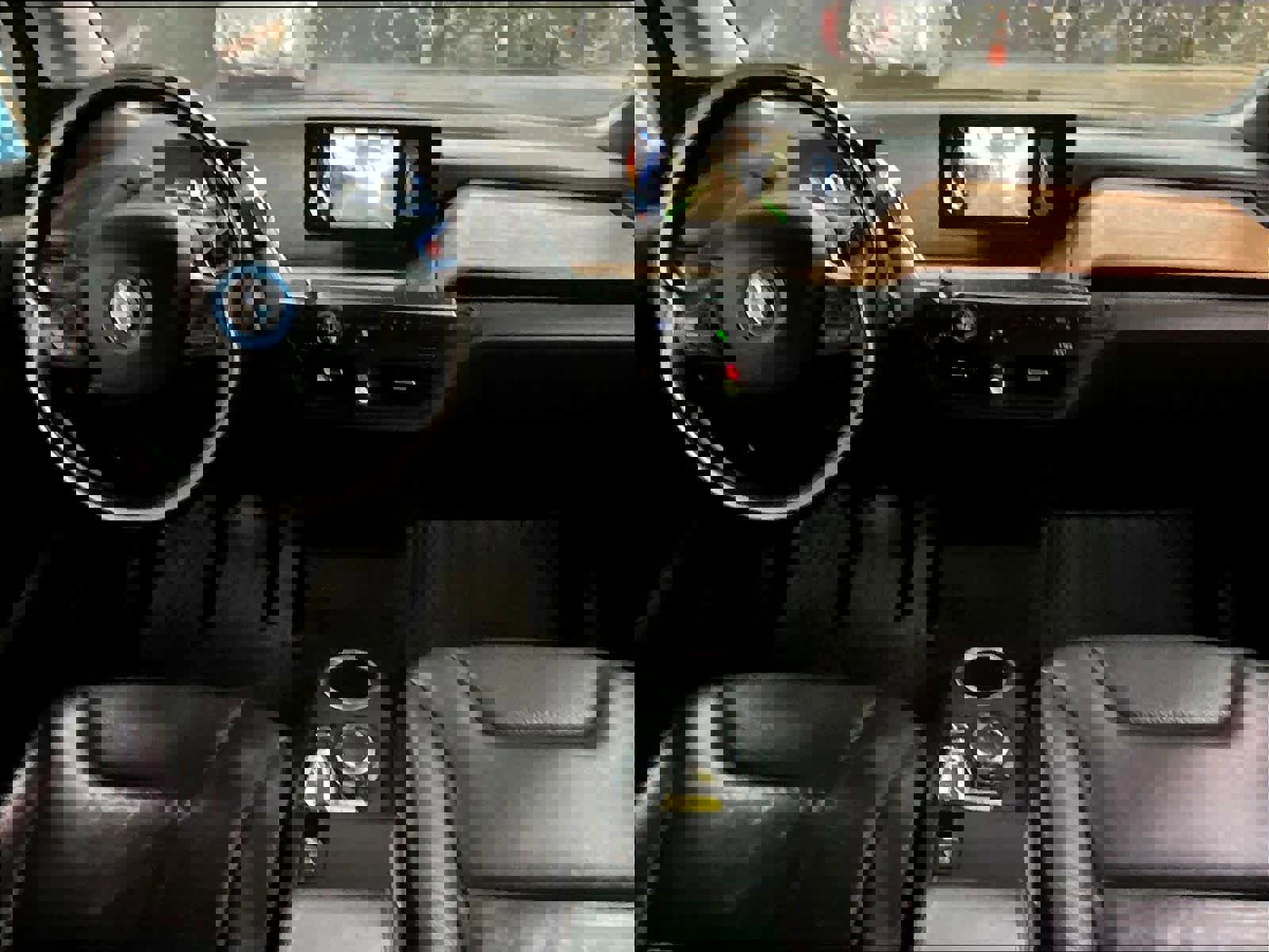 Used 2015 BMW i3 w/ Range Extender image 16