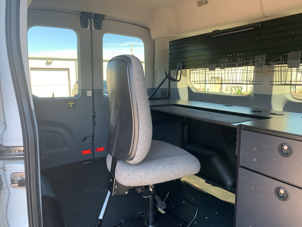 Used 2018 Ford Transit 150 XLT image 31