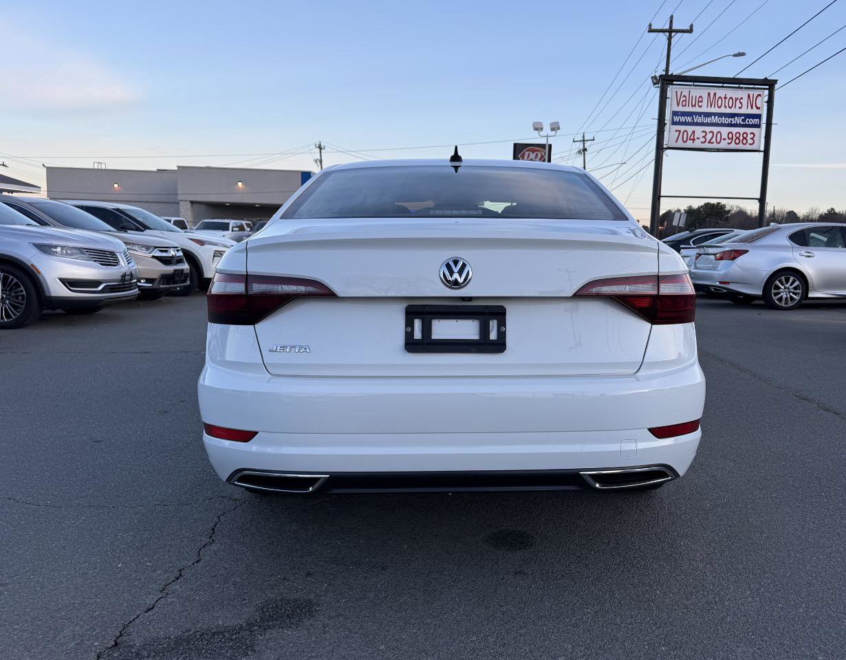Used 2021 Volkswagen Jetta SEL Premium FWD image 5