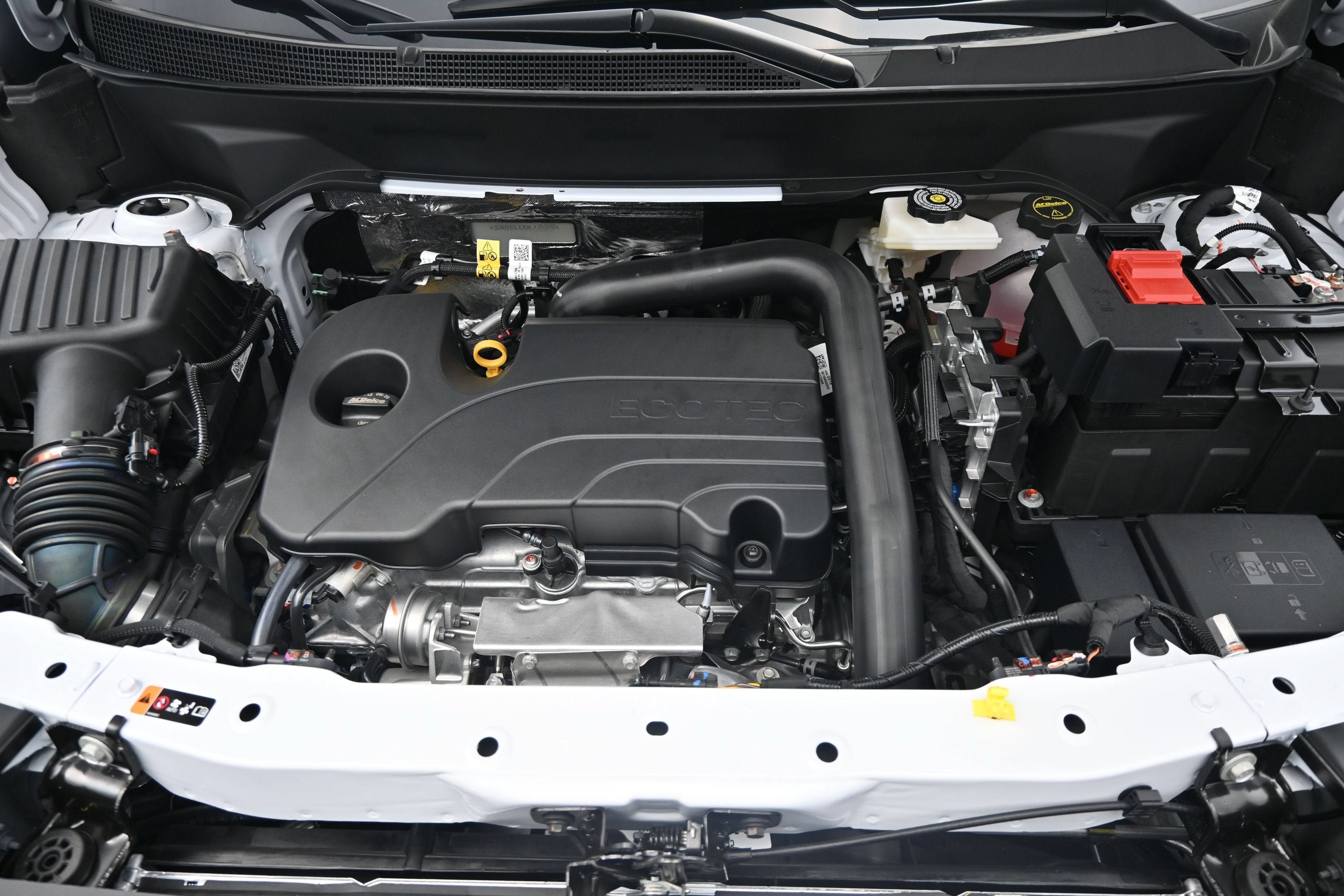 New 2027 Chevrolet Equinox LT w/ Convenience Package II FWD image 36