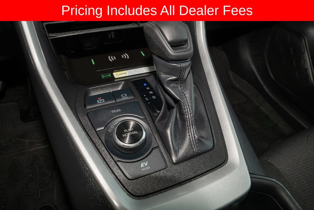 Used 2024 Toyota RAV4 AWD Hybrid image 15
