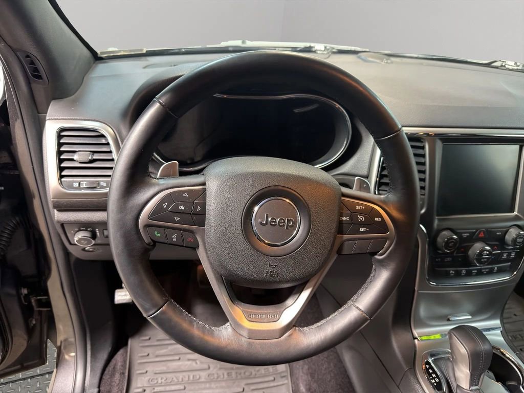 Used 2017 Jeep Grand Cherokee Altitude image 11