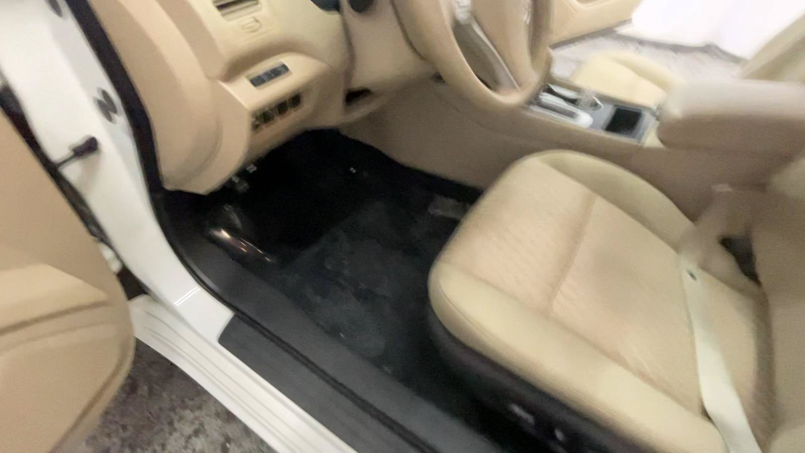Used 2017 Nissan Altima 2.5 SV FWD image 32