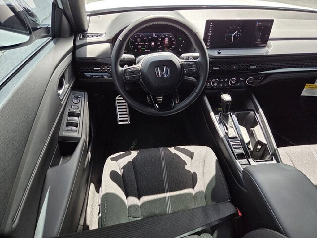 Used 2025 Honda Accord Sport image 13