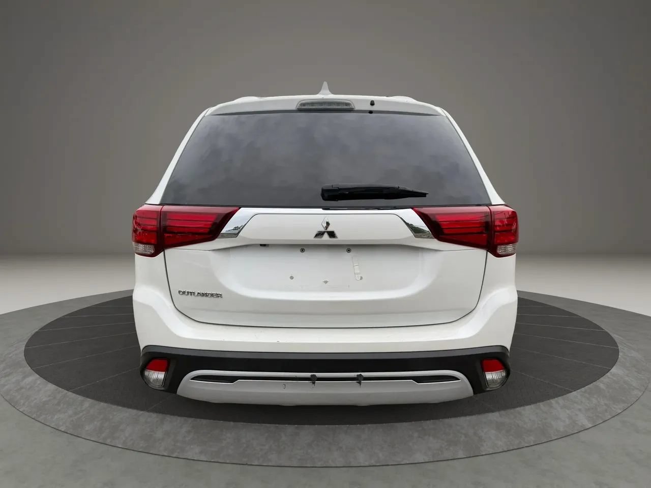 Used 2020 Mitsubishi Outlander ES FWD image 6