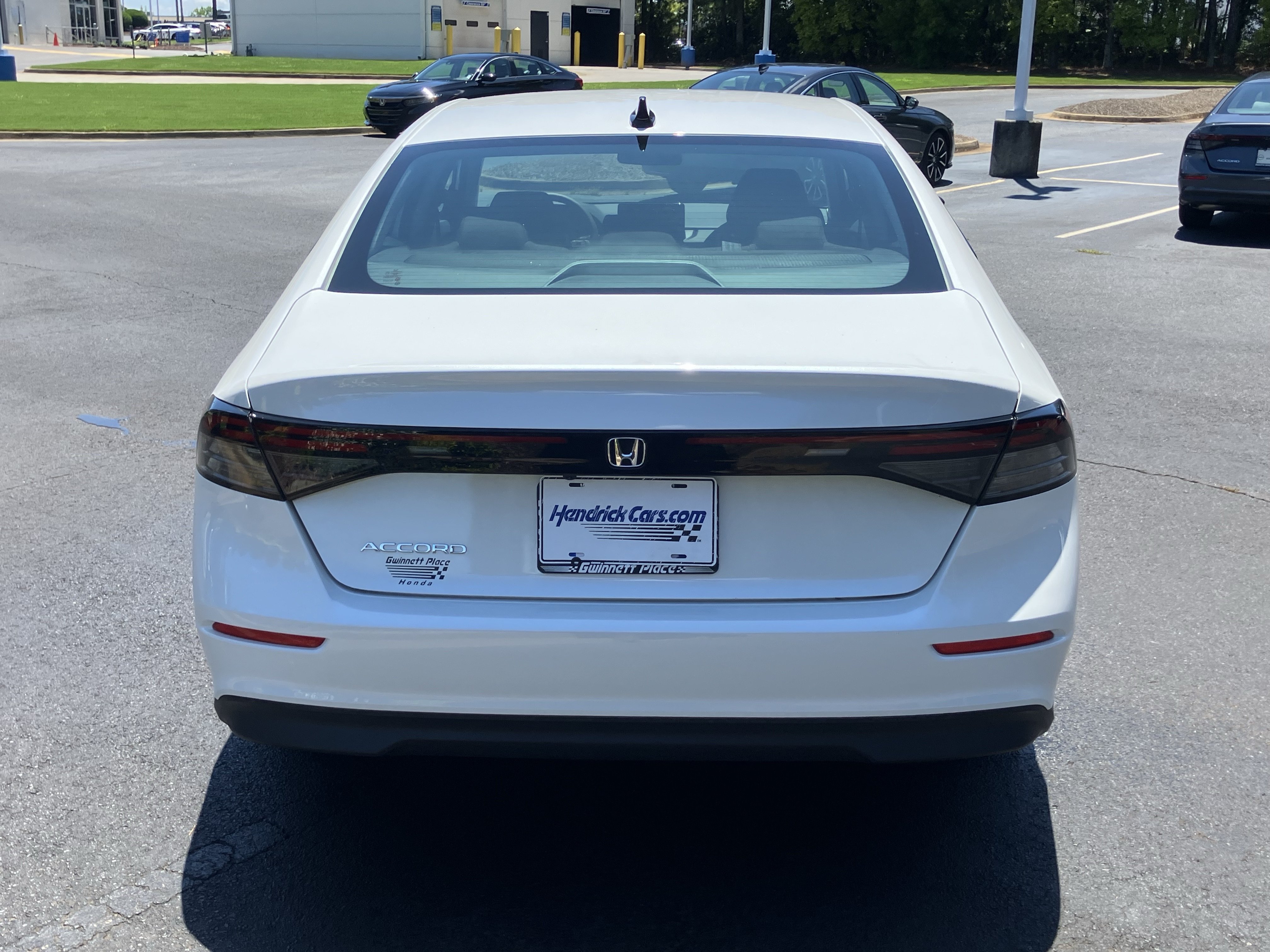 Used 2025 Honda Accord SE image 9