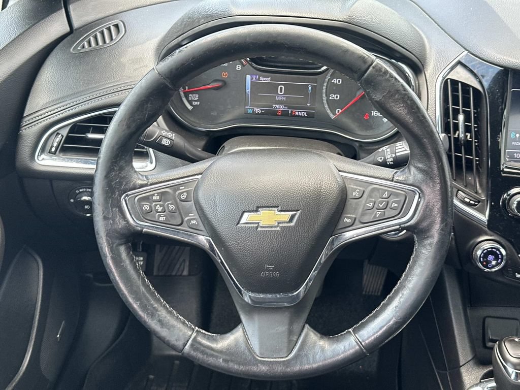 Used 2017 Chevrolet Cruze Premier FWD image 23