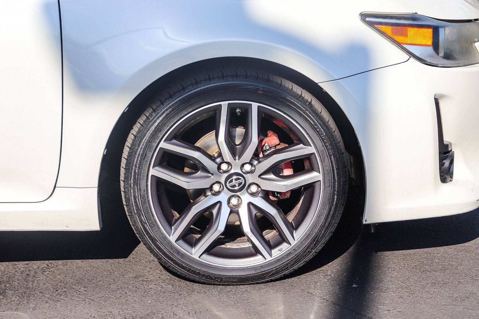 Used 2015 Scion tC FWD image 11