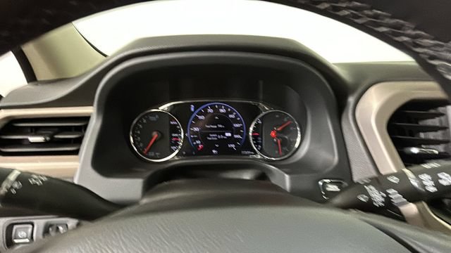 Used 2023 GMC Acadia Denali w/ Black Diamond Edition AWD/4WD image 17