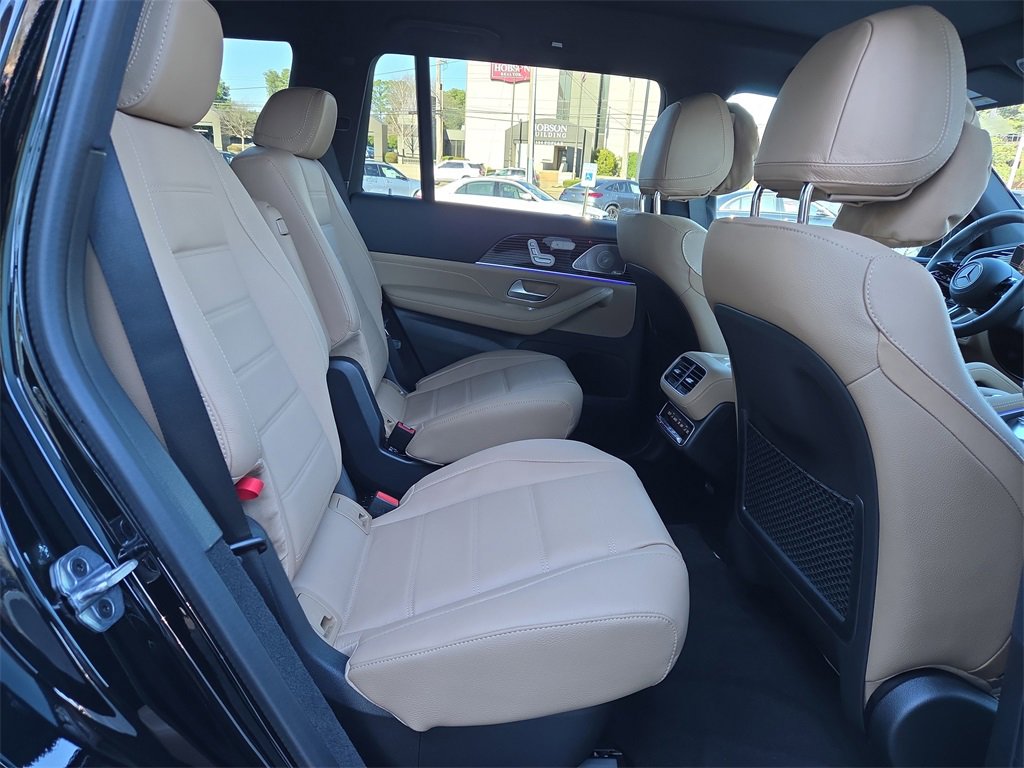 New 2026 Mercedes-Benz GLS 450 4MATIC image 17