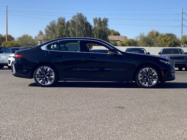 Used 2025 BMW 530i RWD image 5