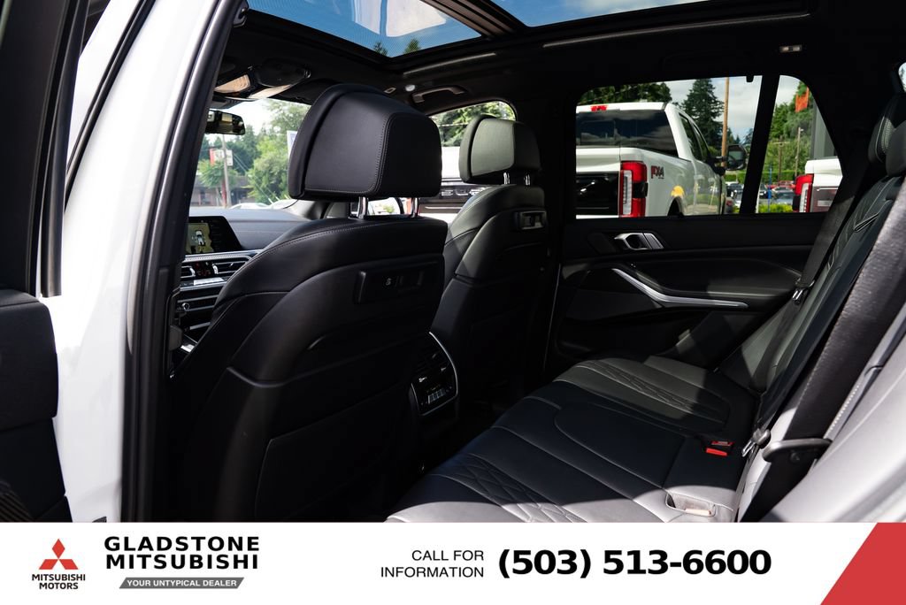Used 2021 BMW X5 M50i w/ Executive Package AWD/4WD image 25