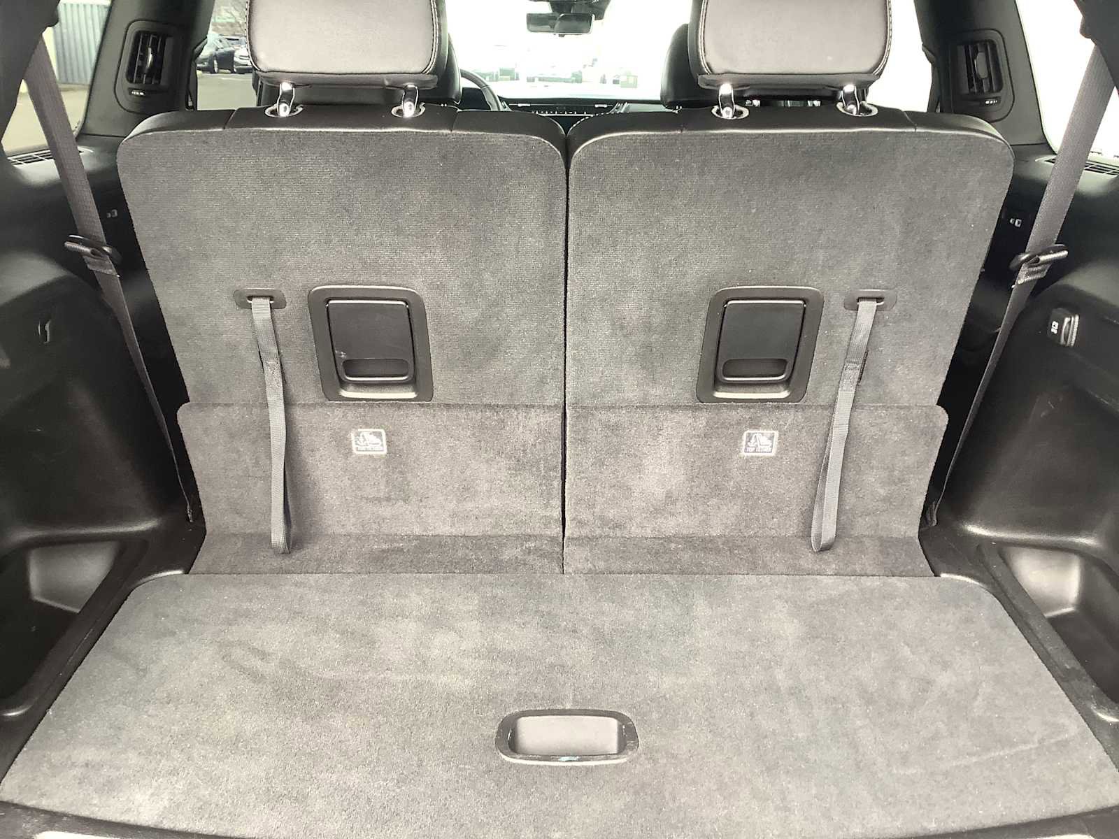 Used 2024 Jeep Grand Cherokee L Limited w/ Luxury Tech Group II image 14