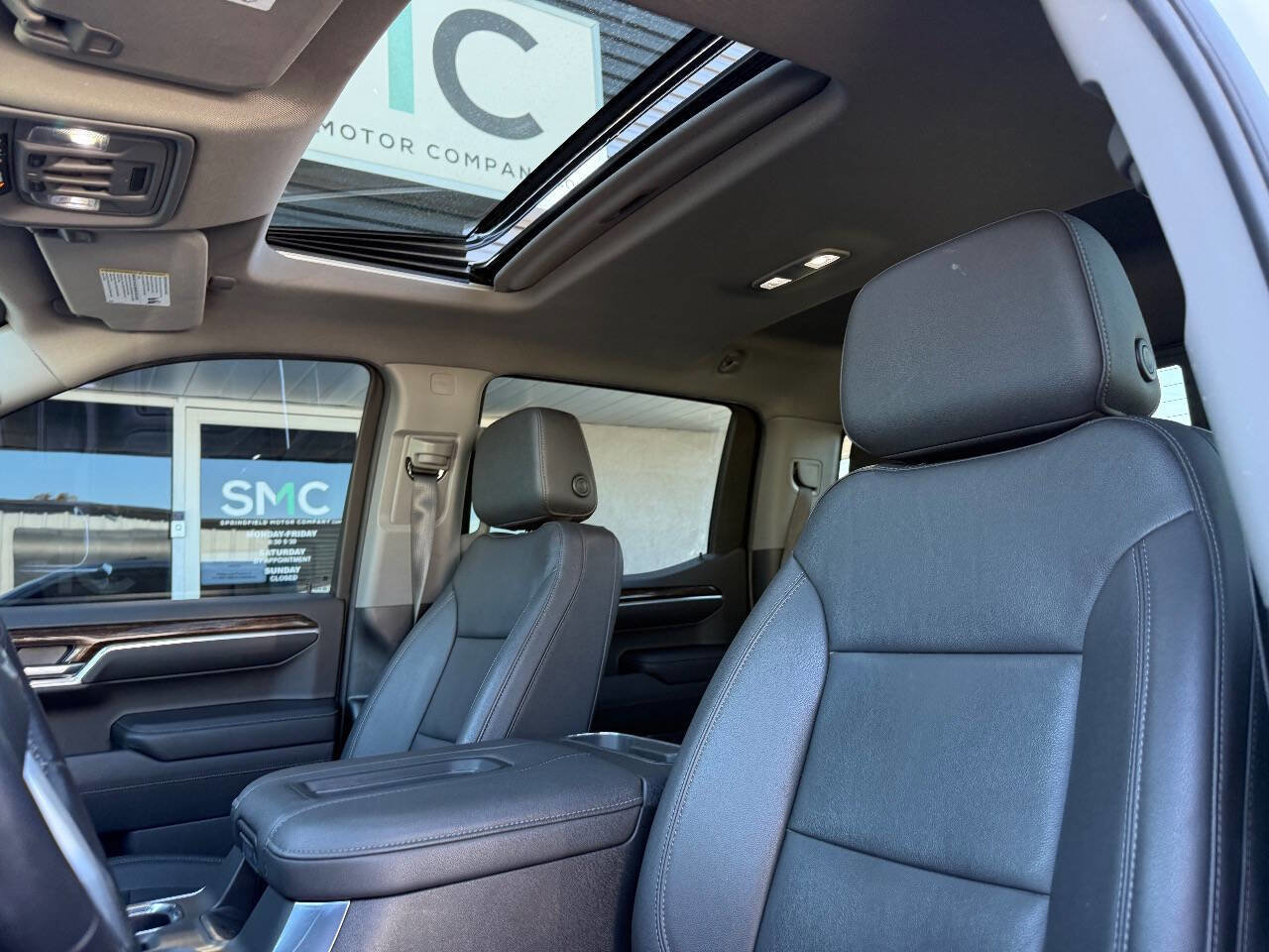 Used 2022 GMC Sierra 1500 Elevation w/ Elevation Premium Package image 21