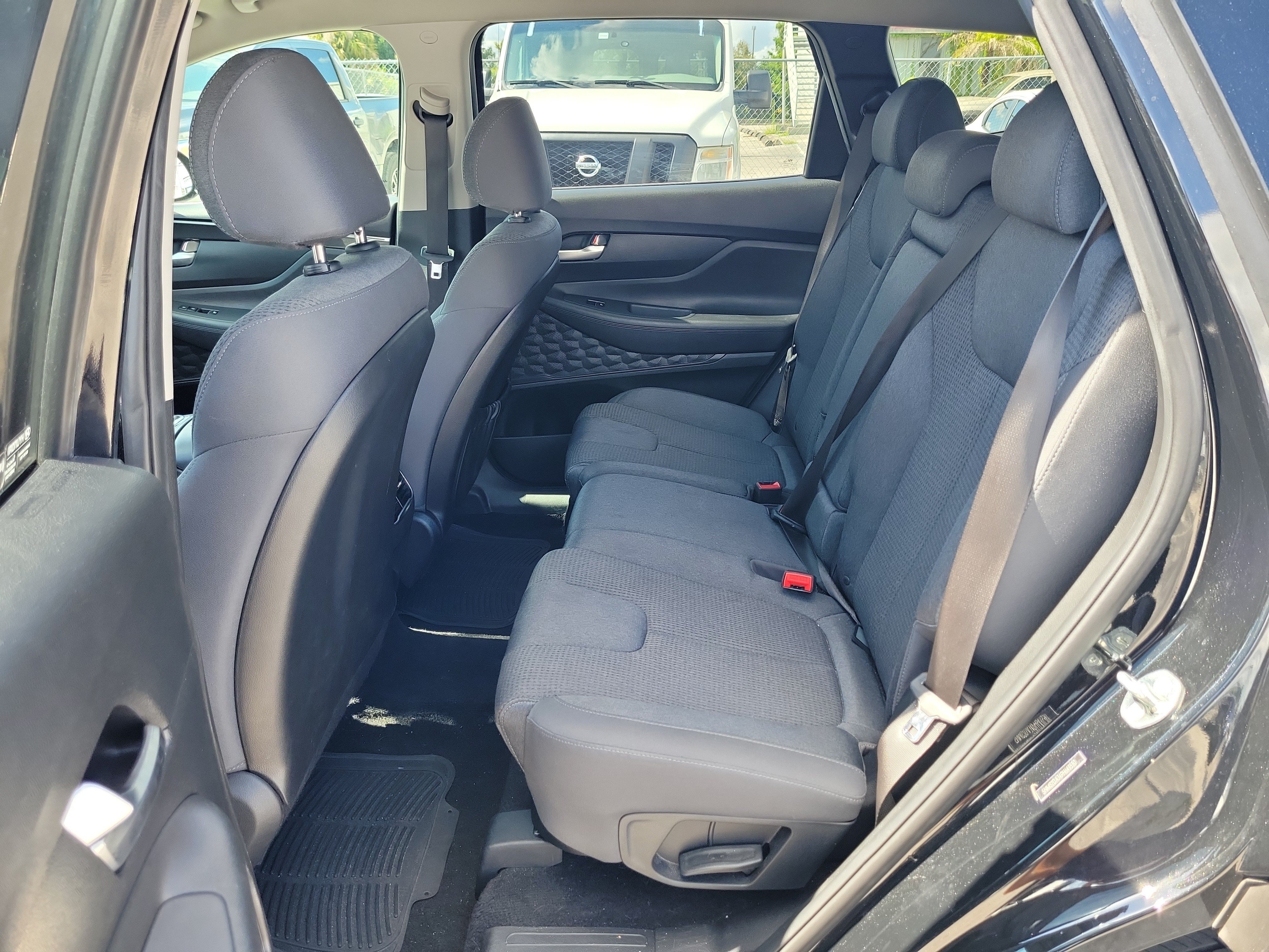 Used 2023 Hyundai Santa Fe SEL AWD/4WD image 15