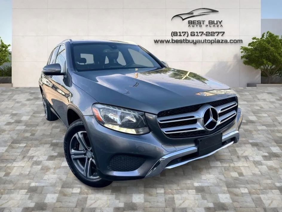 Used 2017 Mercedes-Benz GLC 300 image 1