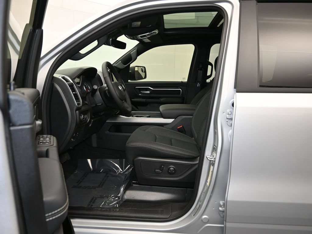 New 2026 RAM 1500 Big Horn AWD/4WD image 21