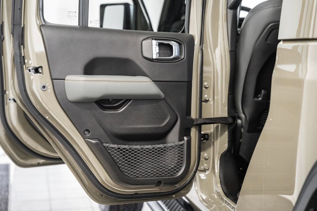 New 2026 Jeep Gladiator Mojave image 39