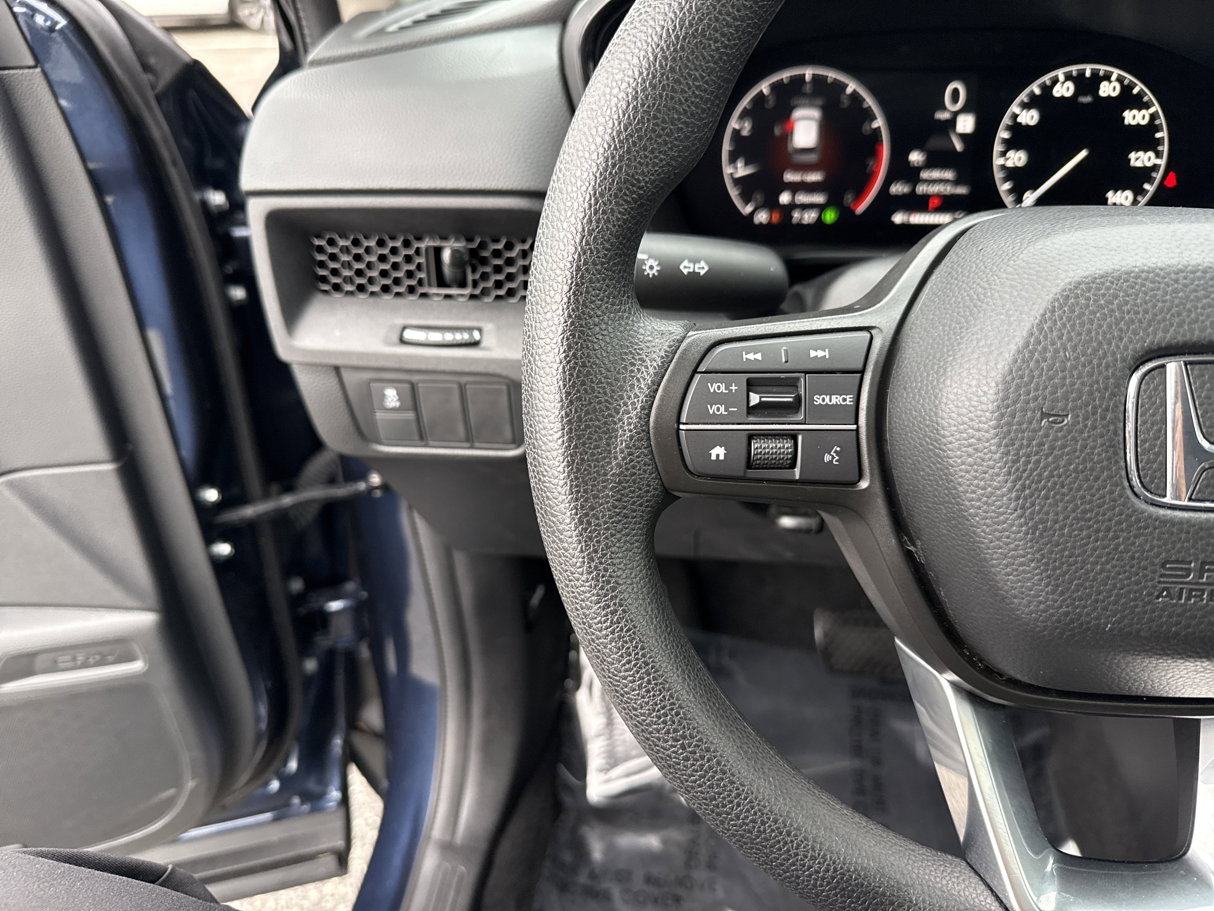 Certified 2025 Honda CR-V EX image 15