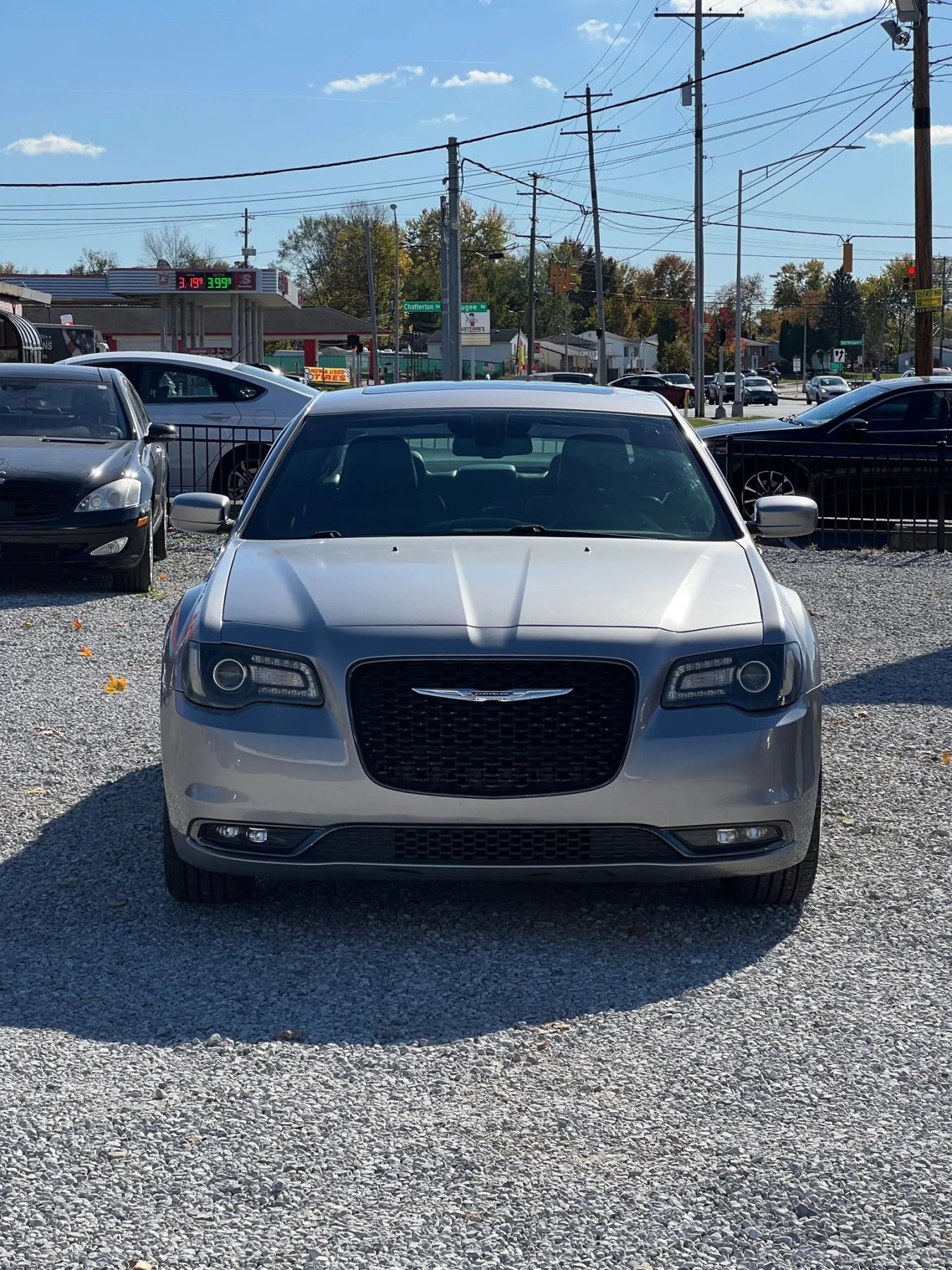 Used 2015 Chrysler 300 S image 2