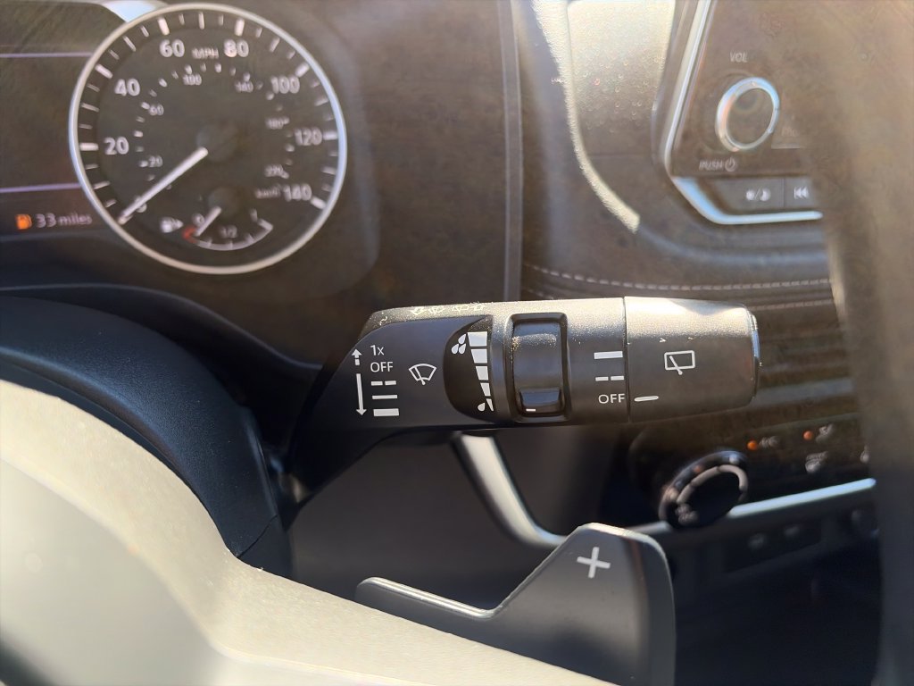 Used 2024 Nissan Rogue S AWD/4WD image 33