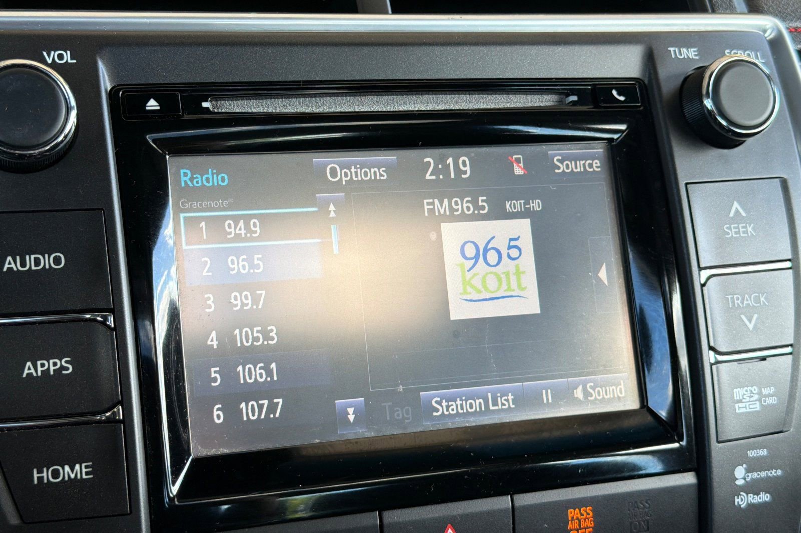 Used 2015 Toyota Camry XSE w/ Advanced Technology Package FWD image 21