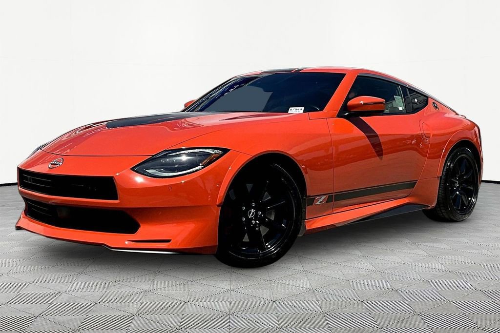 Used 2024 Nissan Z Performance w/ Heritage Edition RWD image 3