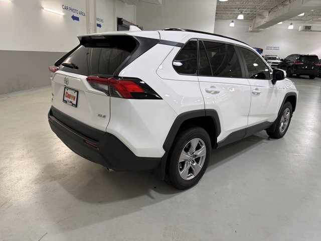 Used 2024 Toyota RAV4 XLE w/ Convenience Package FWD image 8