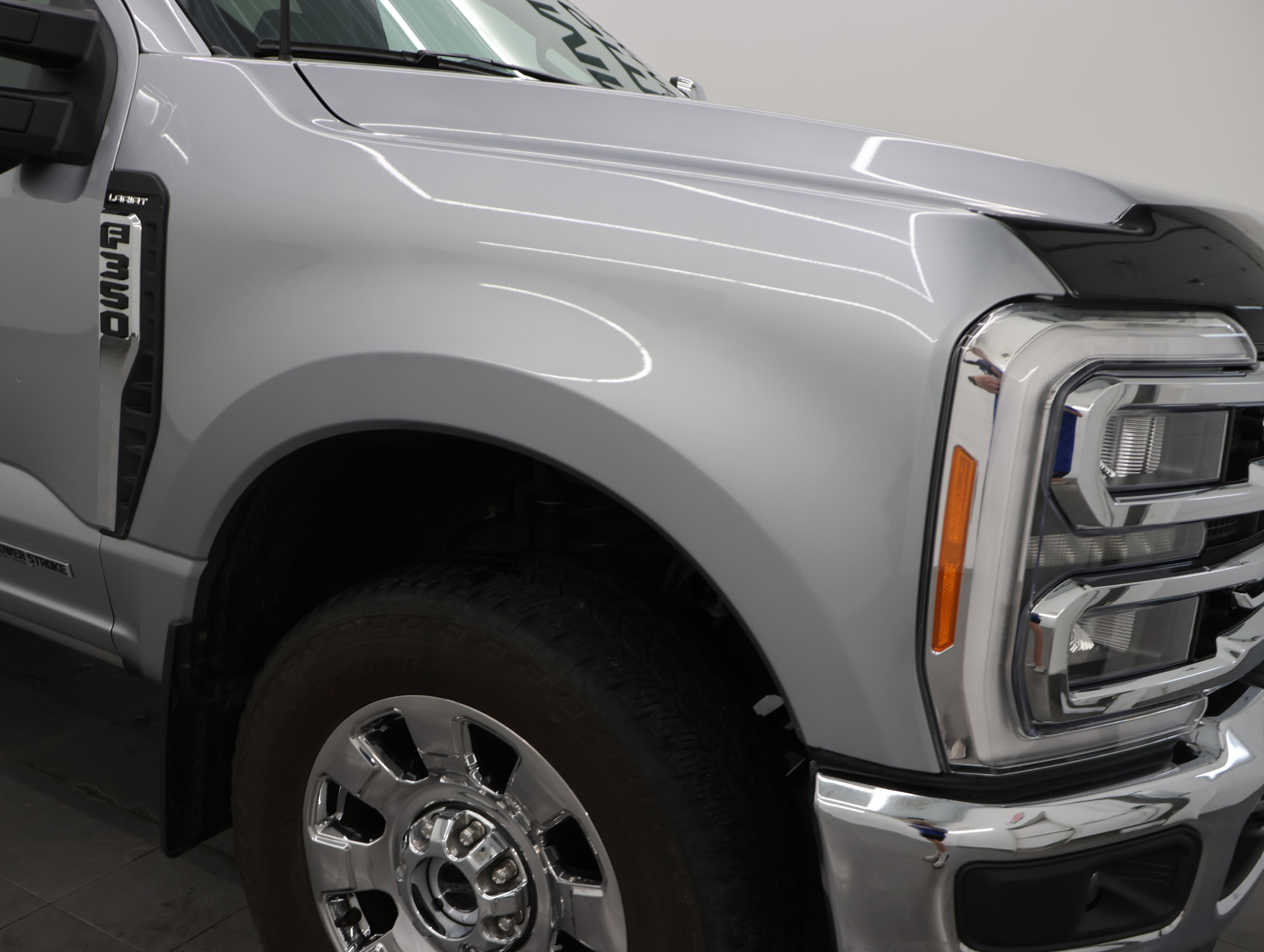 Used 2023 Ford F350 Lariat w/ Lariat Ultimate Package AWD/4WD image 26