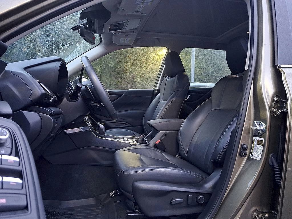 Used 2022 Subaru Forester Touring w/ Popular Package #2 image 12