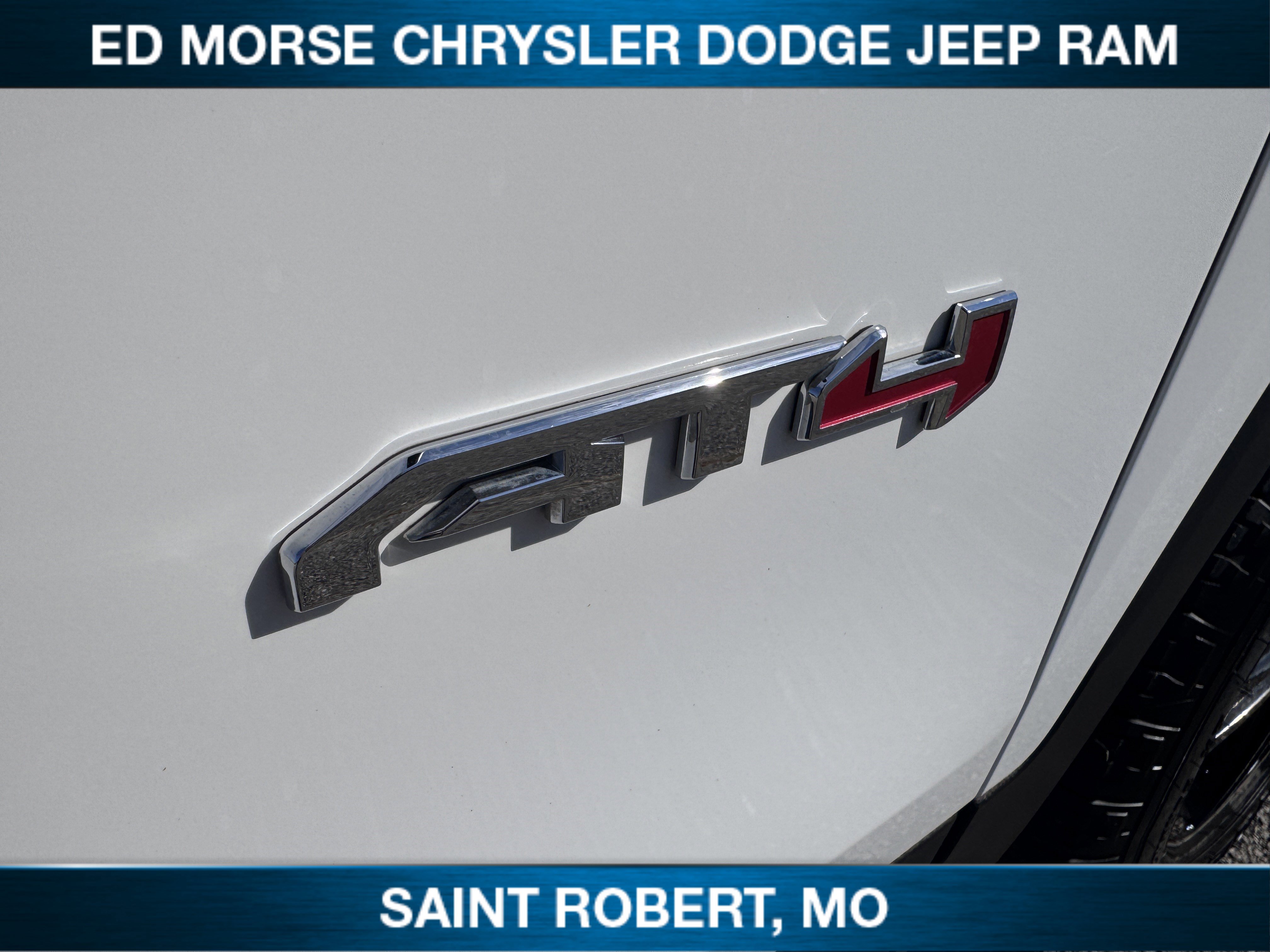 Used 2024 GMC Terrain AT4 image 14