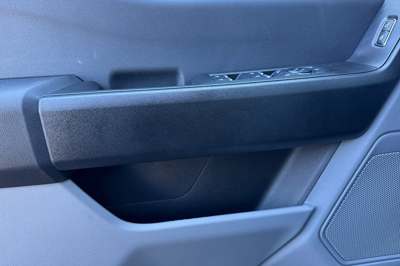 New 2025 Ford F550 XL image 10